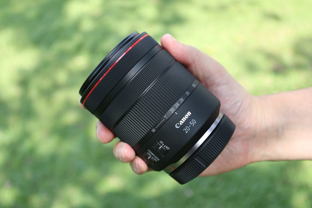 RF 20 50mm f4L IS USM PZ lifestyle 4