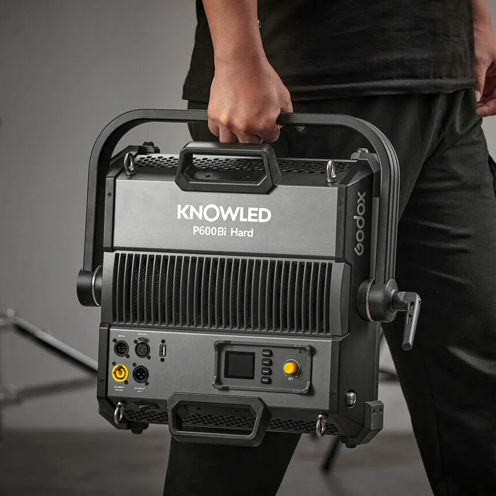GODOX KNOWLED P600BI HARD BI-COLOR PANEL LIGHT - Image 3