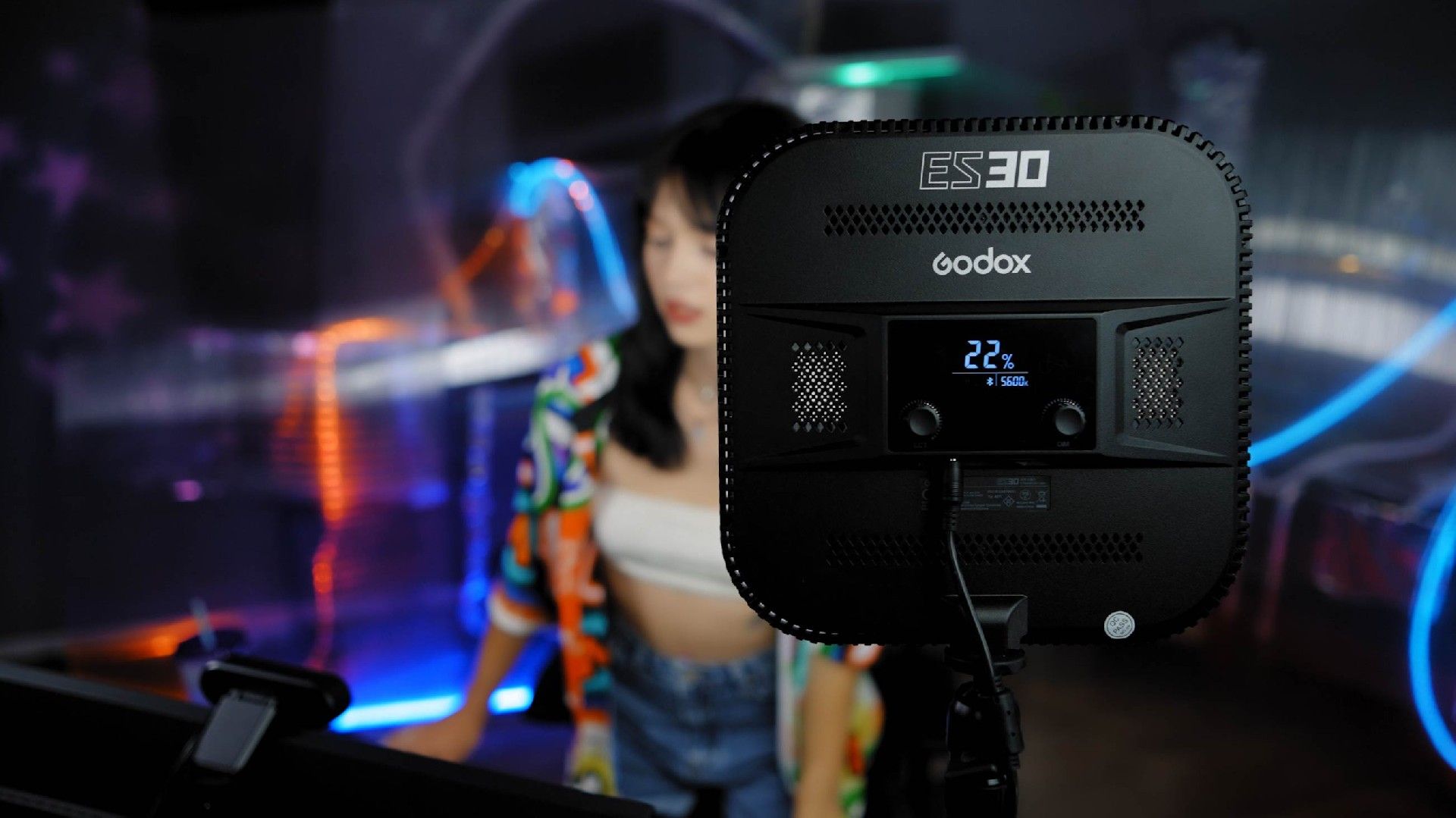 GODOX E-SPORTS LED LIGHT KIT 1 W/ TELESCOPIC MOUNT - Image 6
