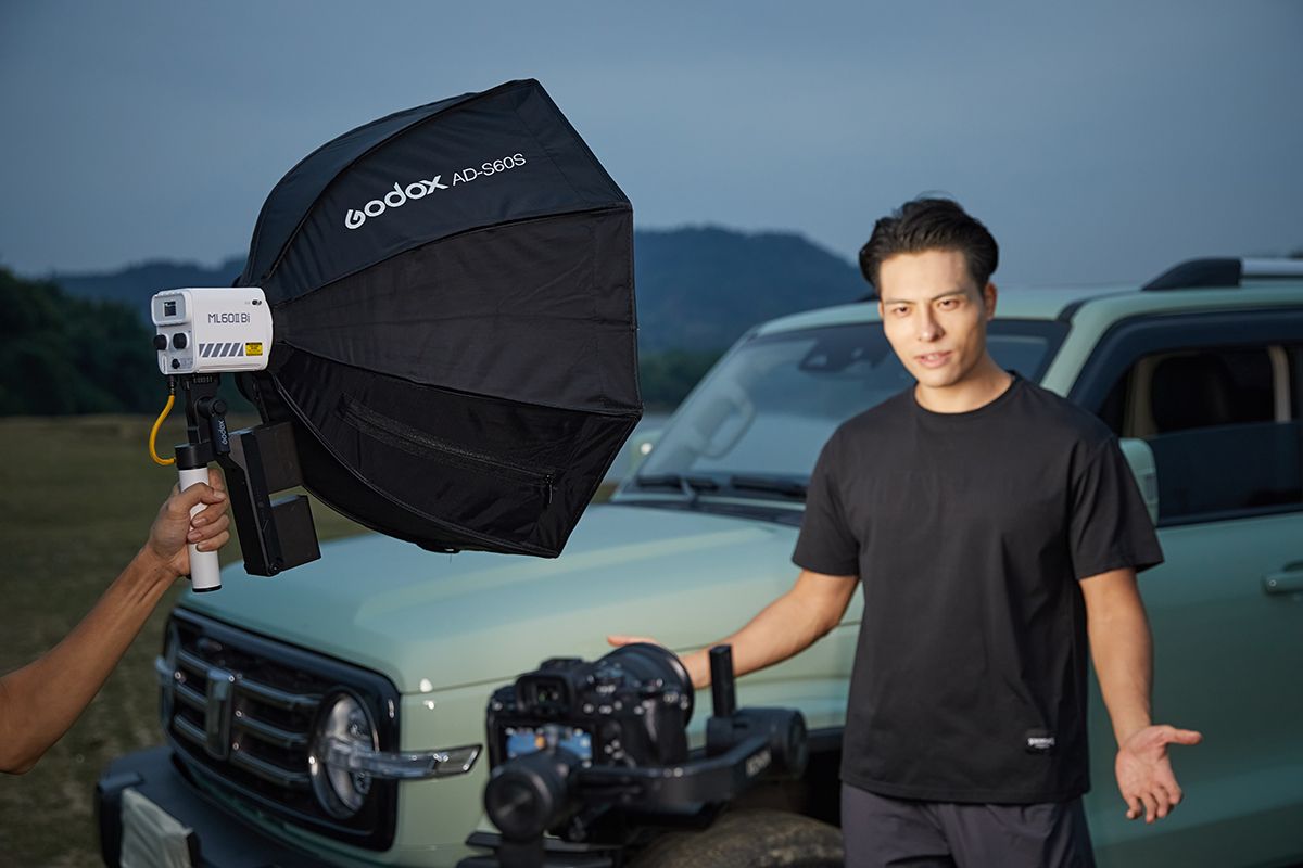 GODOX ML60II BI-COLOUR LED LIGHT KIT WITH AK-B01 - Image 2